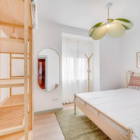 דירה The Cozy Duplex In Lisbon's Heart *