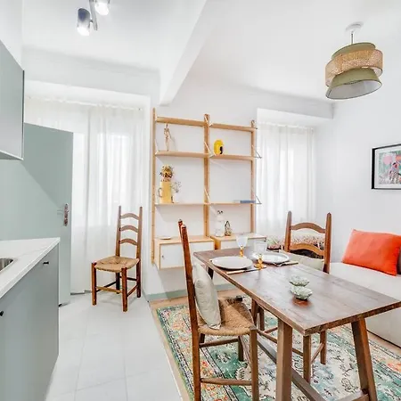 The Cozy Duplex In Lisbon's Heart *