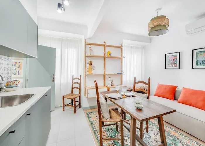 The Cozy Duplex In Lisbon's Heart *