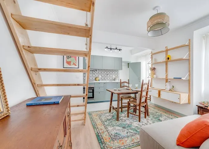 The Cozy Duplex In Lisbon's Heart 아파트 *